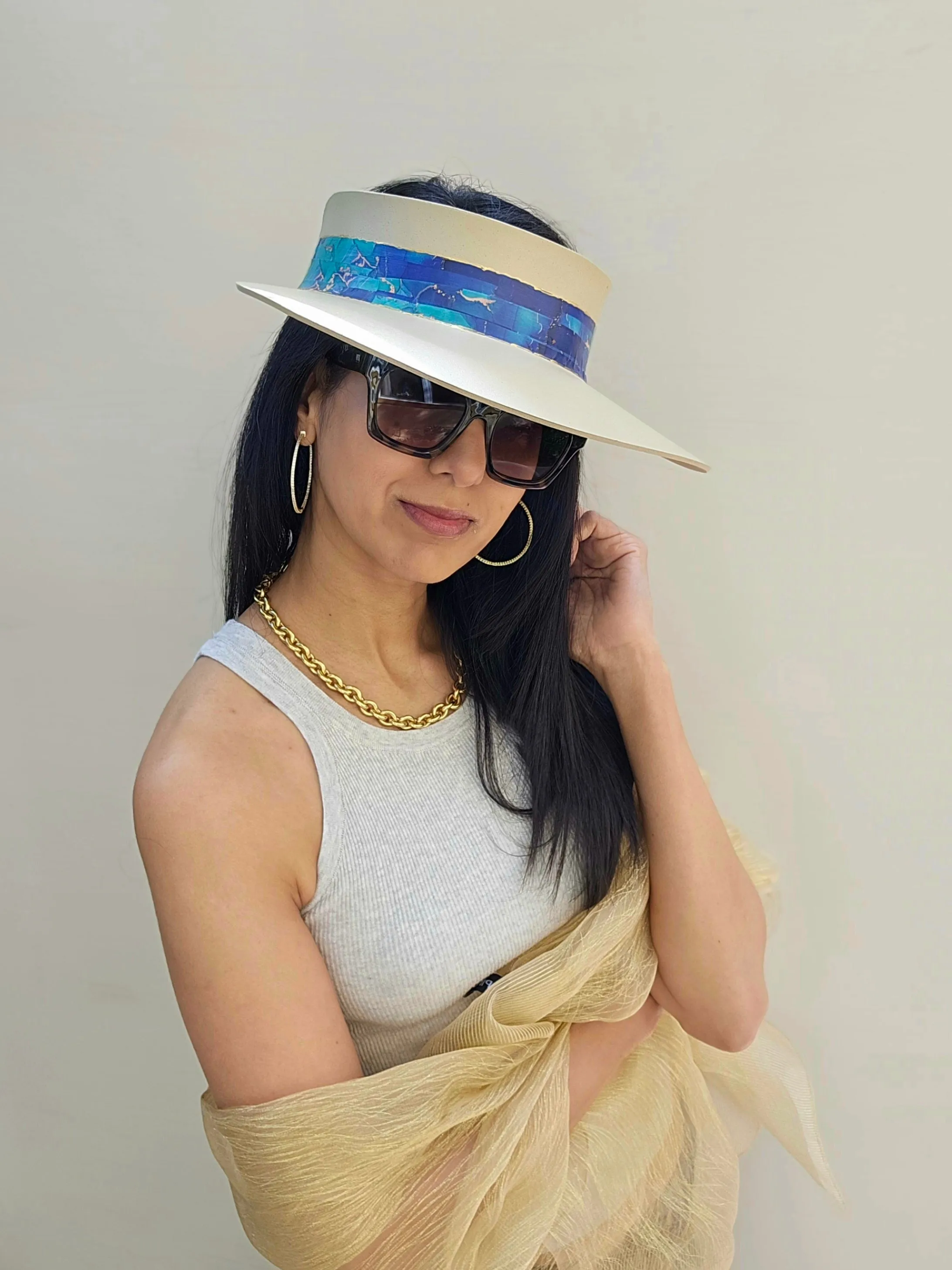 Beige "LadyEVA" Visor Hat with Blue Marbled Band