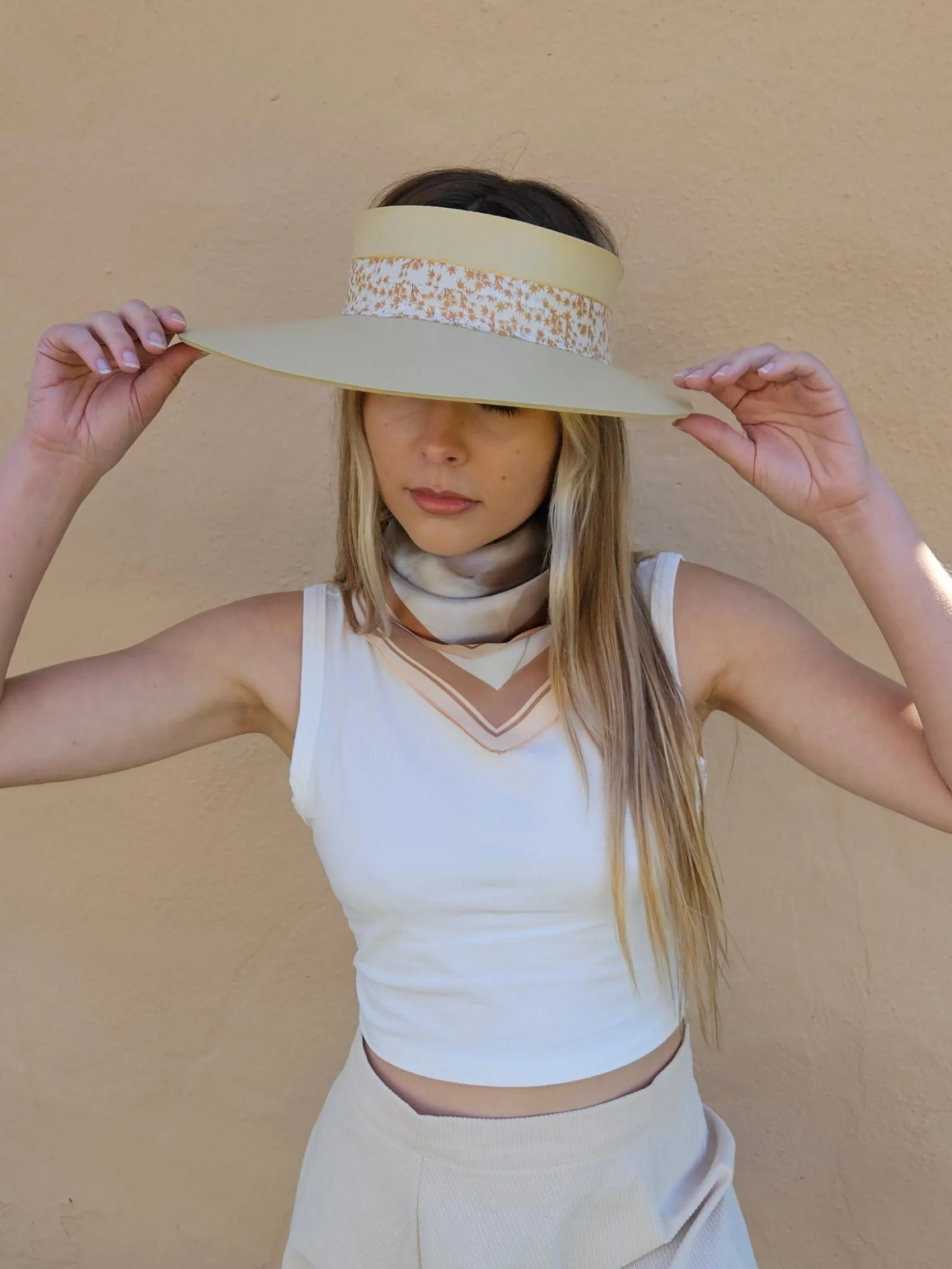 Beige "LadyEVA" Visor Hat with Rust Orange Leaf Band