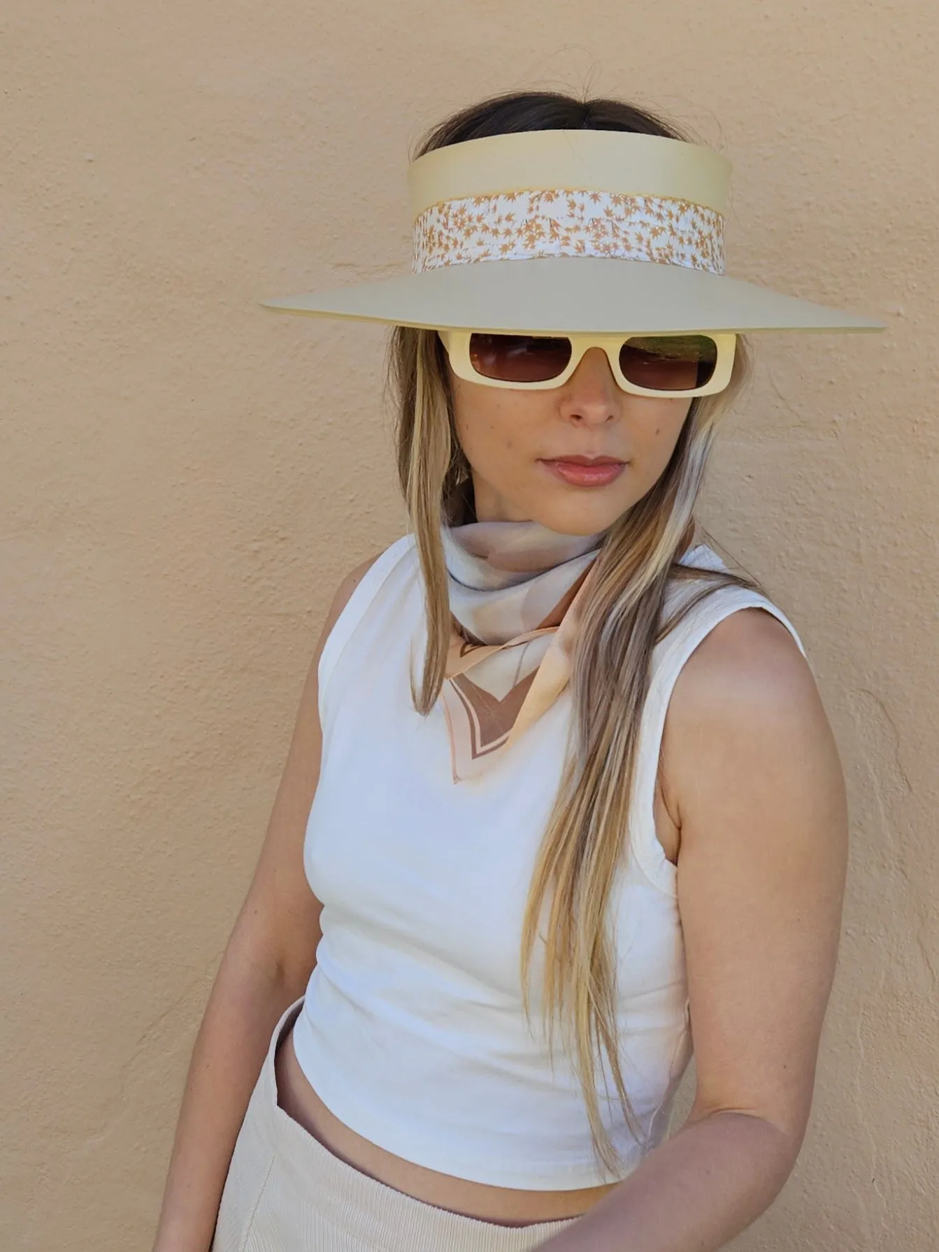 Beige "LadyEVA" Visor Hat with Rust Orange Leaf Band