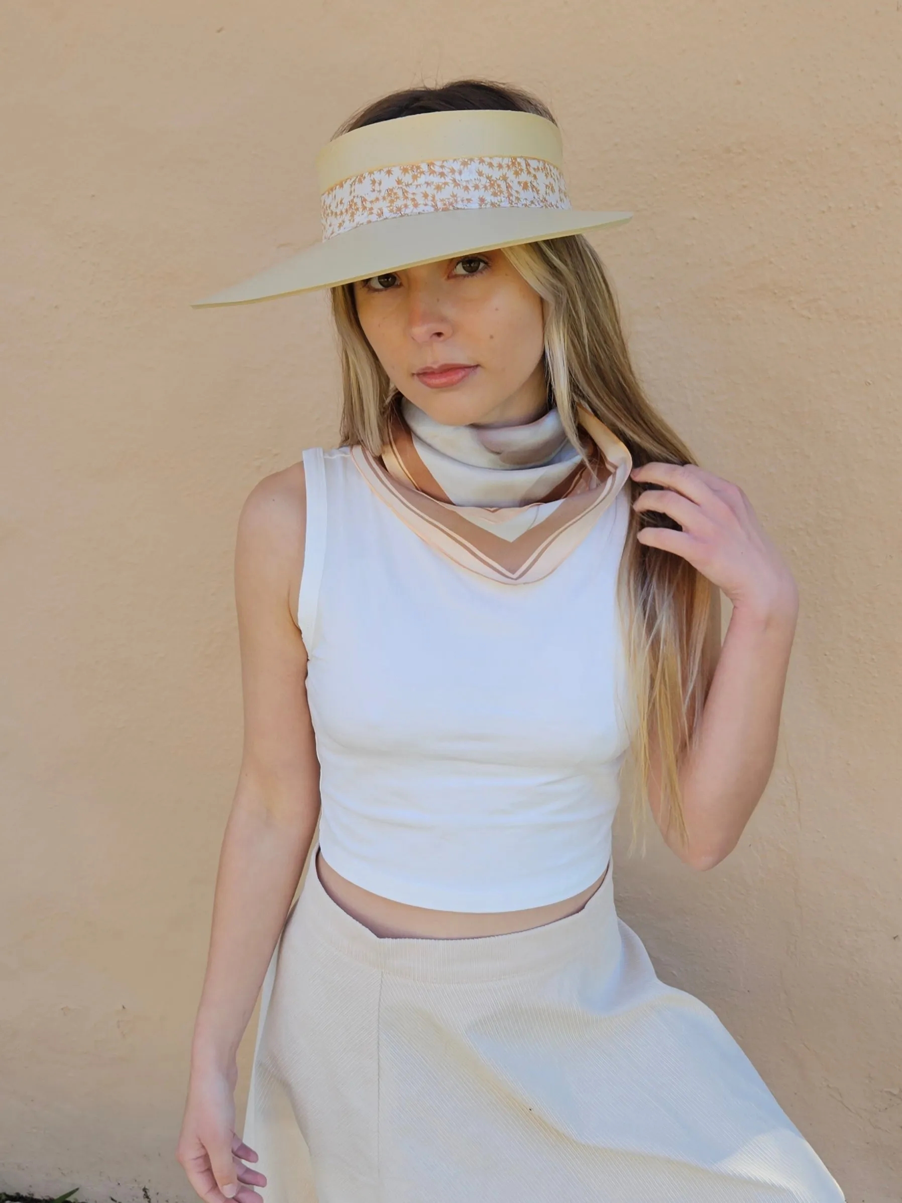 Beige "LadyEVA" Visor Hat with Rust Orange Leaf Band