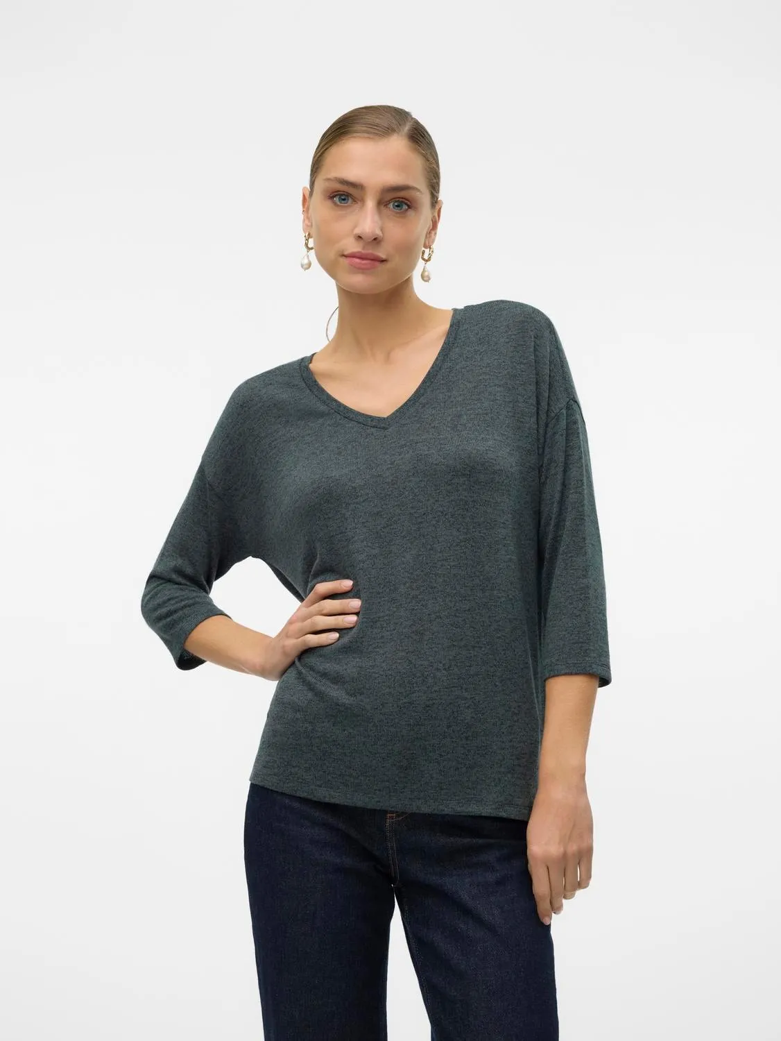 Brianna 3/4 V-Neck Pullover