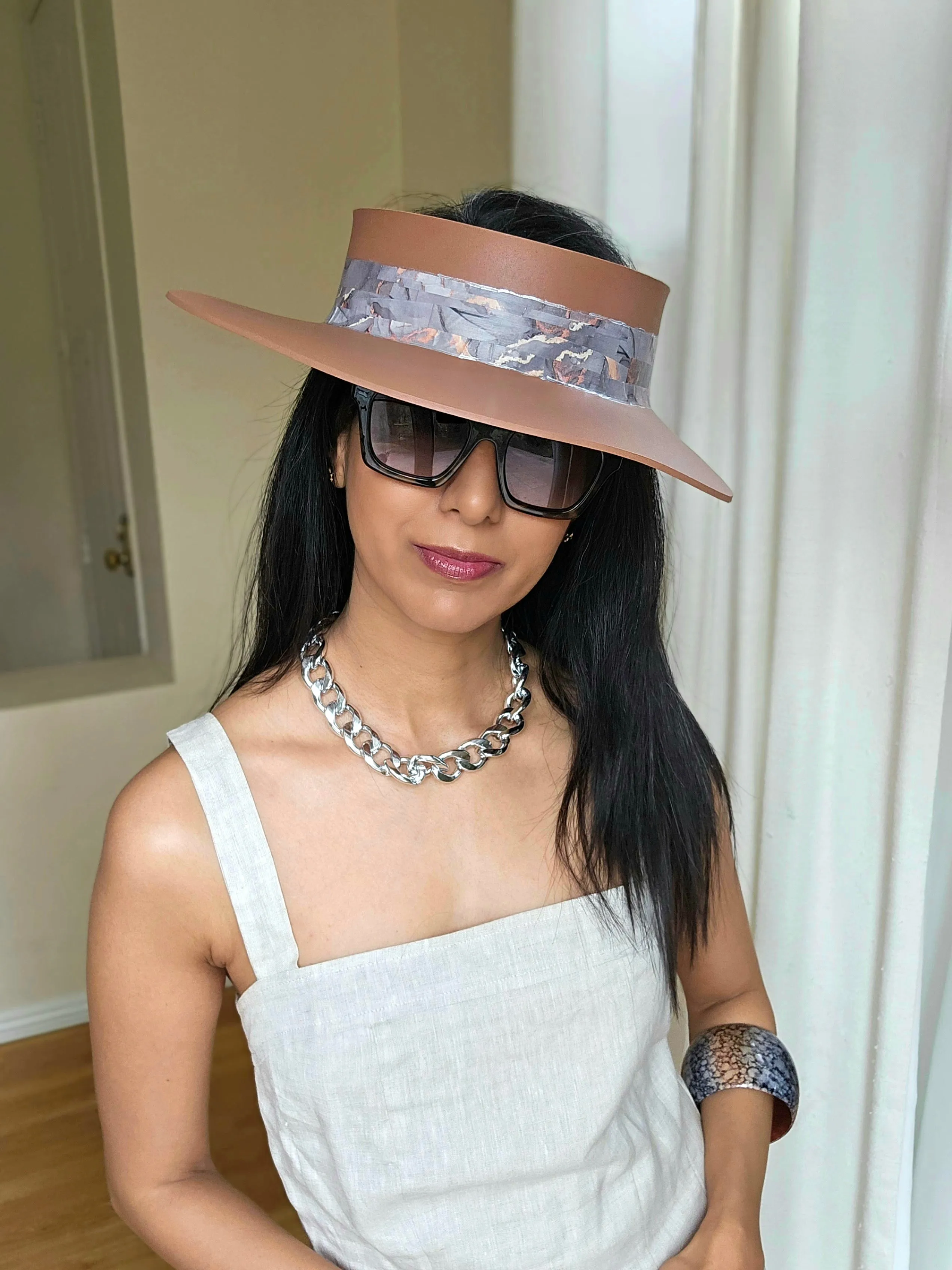 Brown "LadyEVA" Visor Hat with Marbled Gray Blue Band