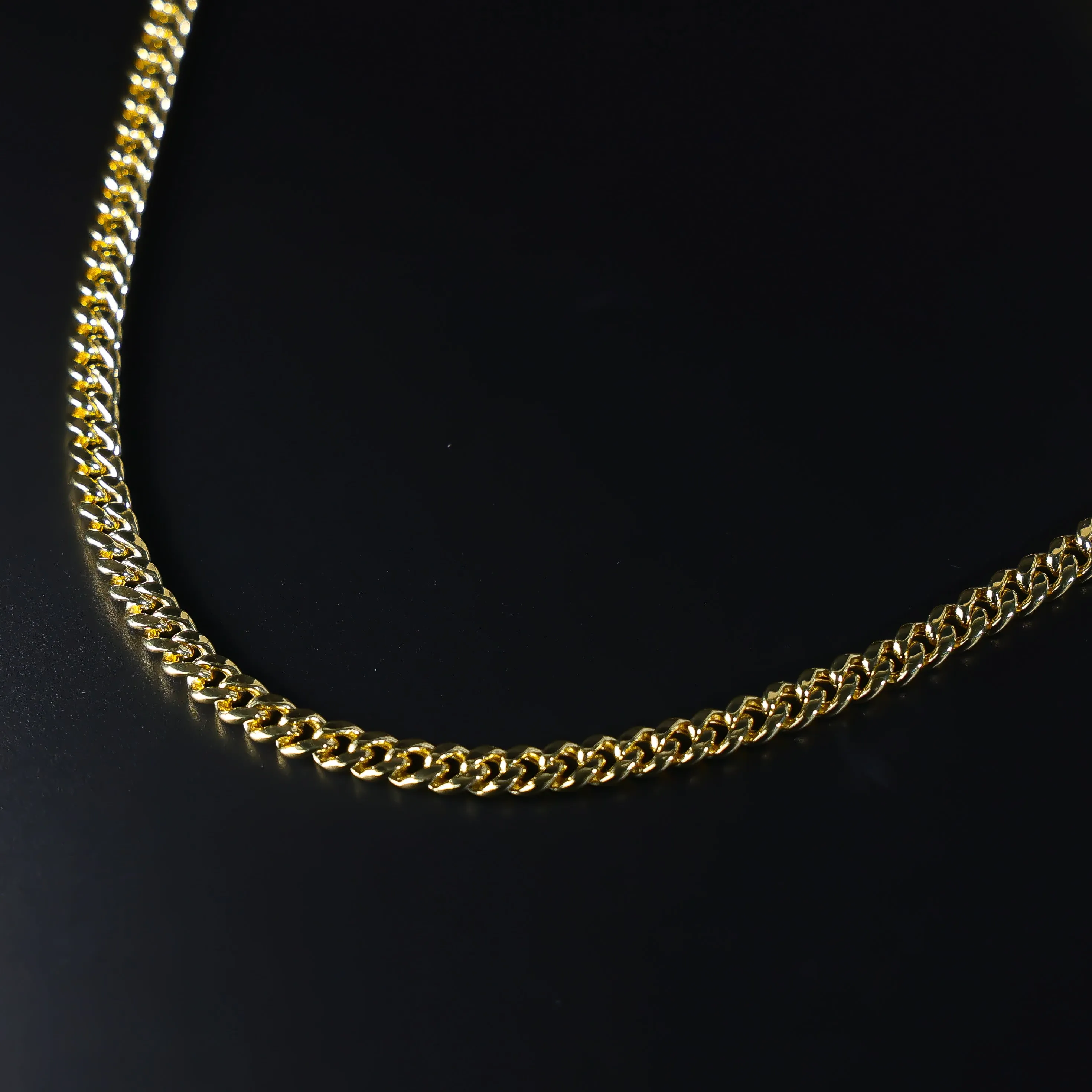 Gold Hollow Miami Cuban Chain With 5.7mm Width Model-0541