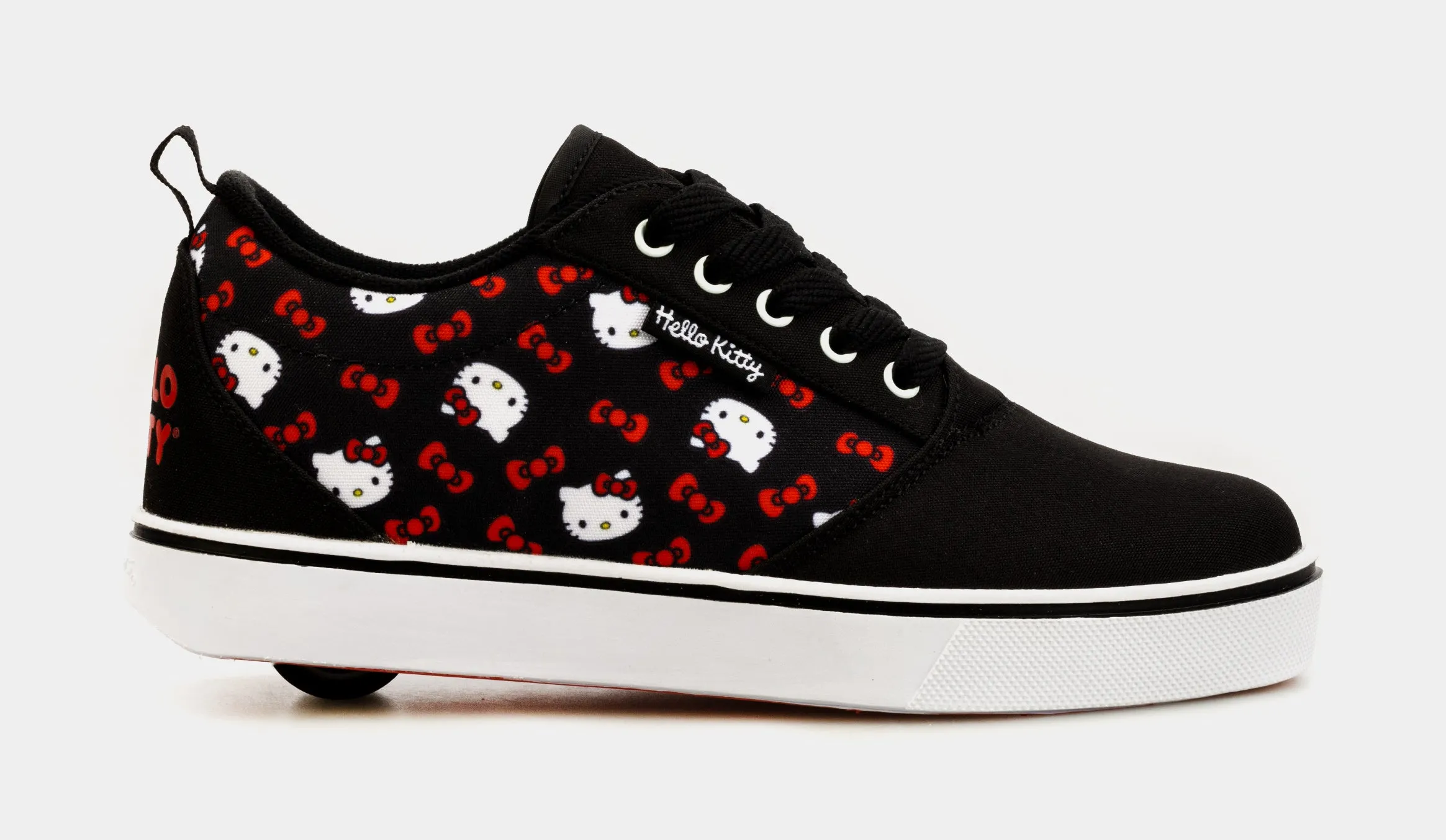 Hello Kitty Pro 20 Grade School Skate Shoes (Black)