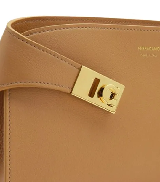 Hug Crossbody Bag Calfskin Light Camel