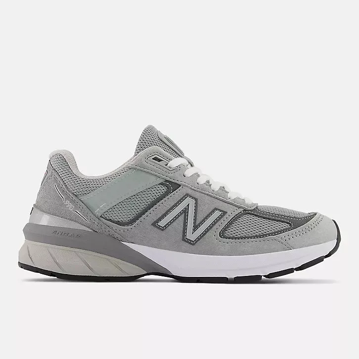 New Balance 990v5