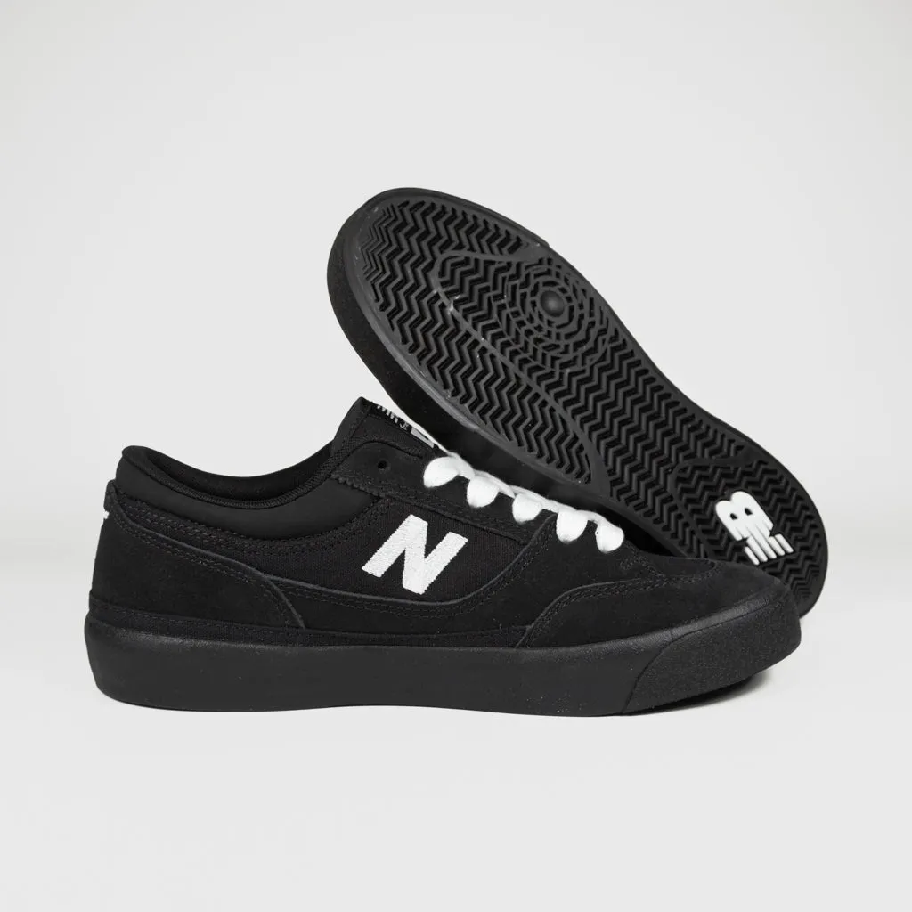 New Balance Numeric - 417 Franky Villani Low Shoes - Black / White