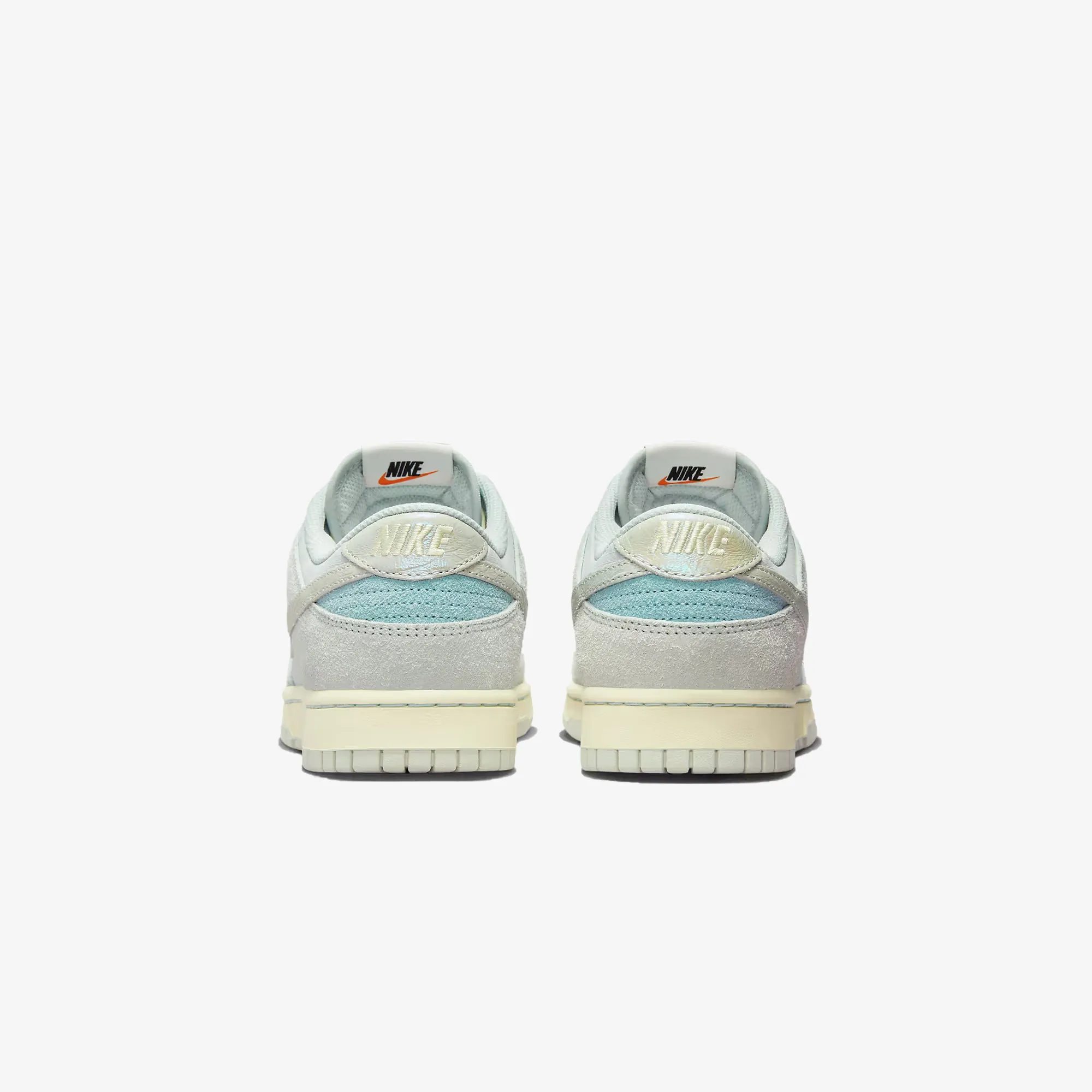 Nike | DUNK LOW  { LIGHT SILVER/OCEAN BLISS