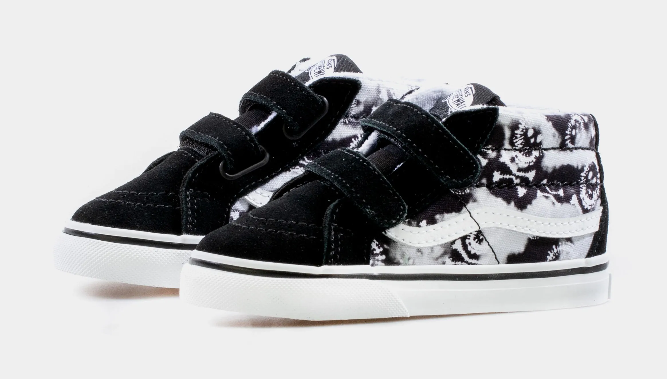 SK8 Mid Reissue V Skull Infant Toddler Lifestyle Shoe (Black/White)