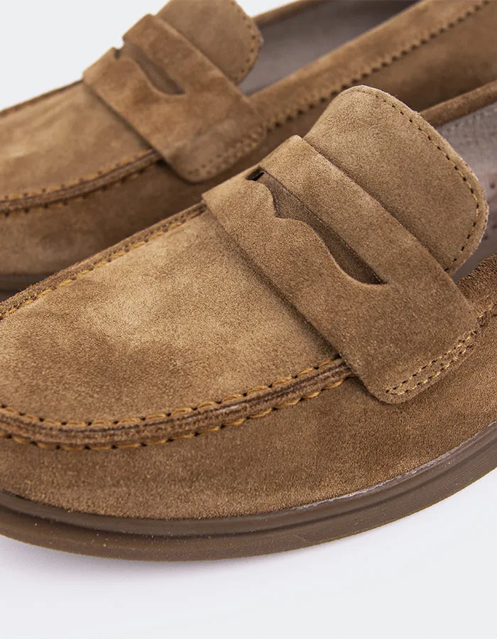 Sperry Cognac Suede