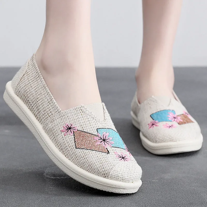 Women's Canvas Shoes Breathable and Lightweight New Old Cloth Shoes