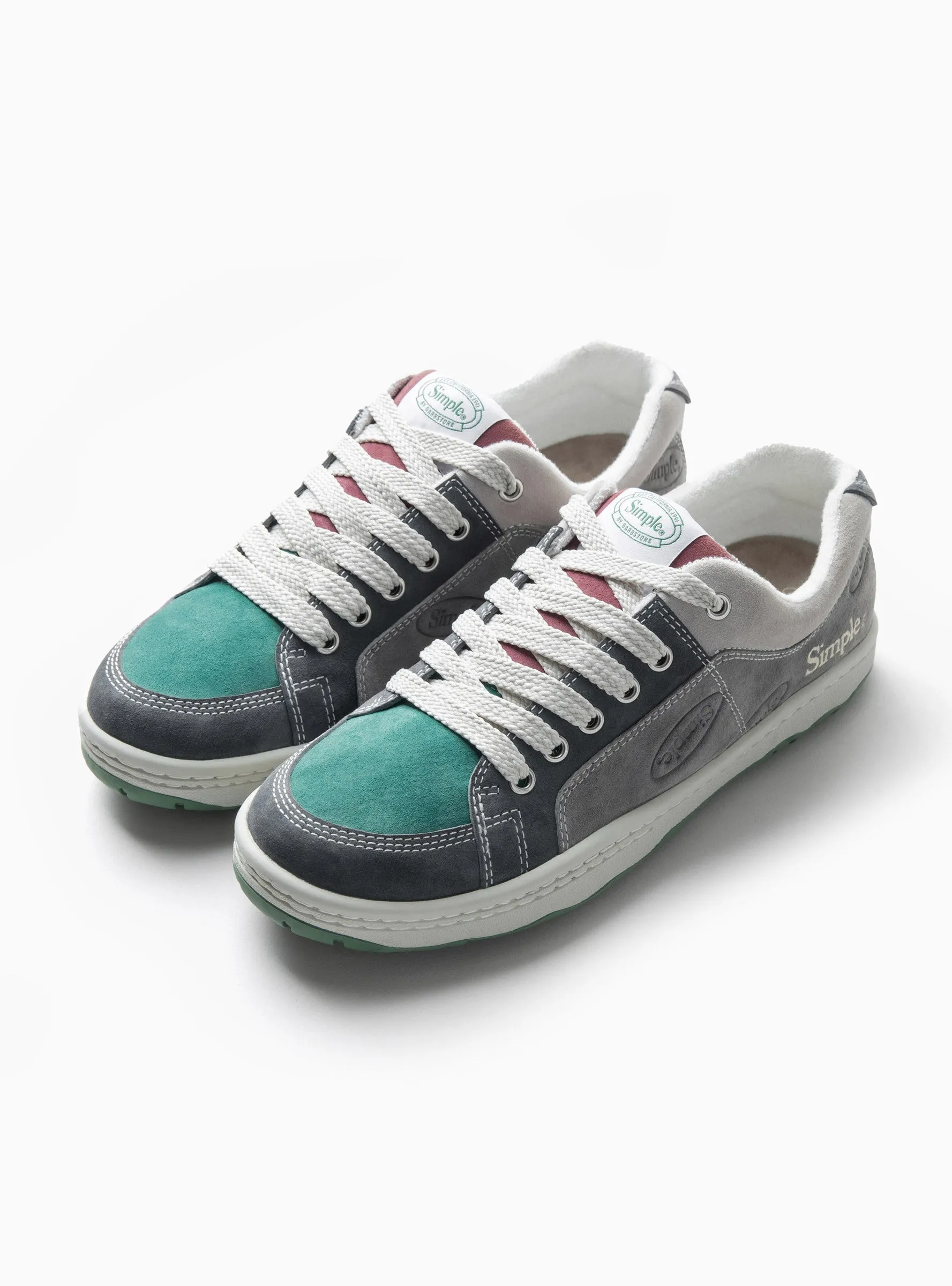 x Garbstore OS Sneakers Grey